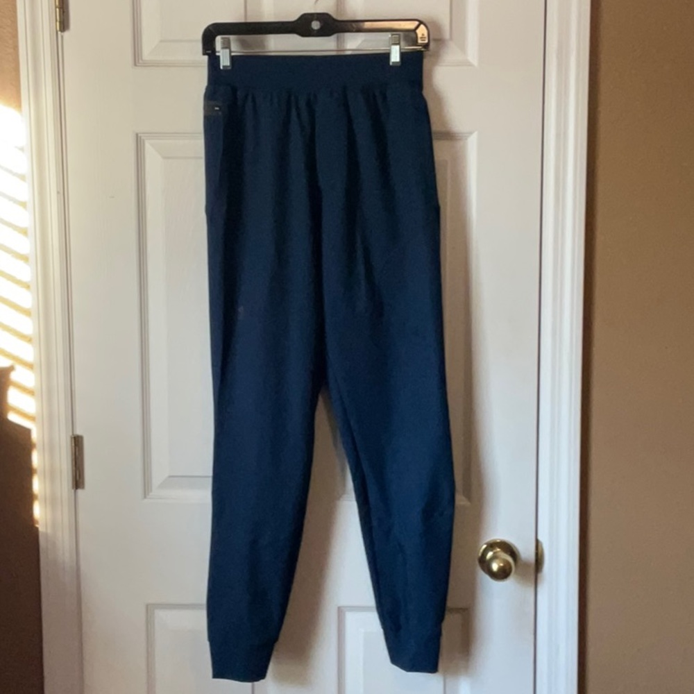 Under Armour Unstoppable Men’s Tapered Fit Fleece Sweatpants Jogger Size Small